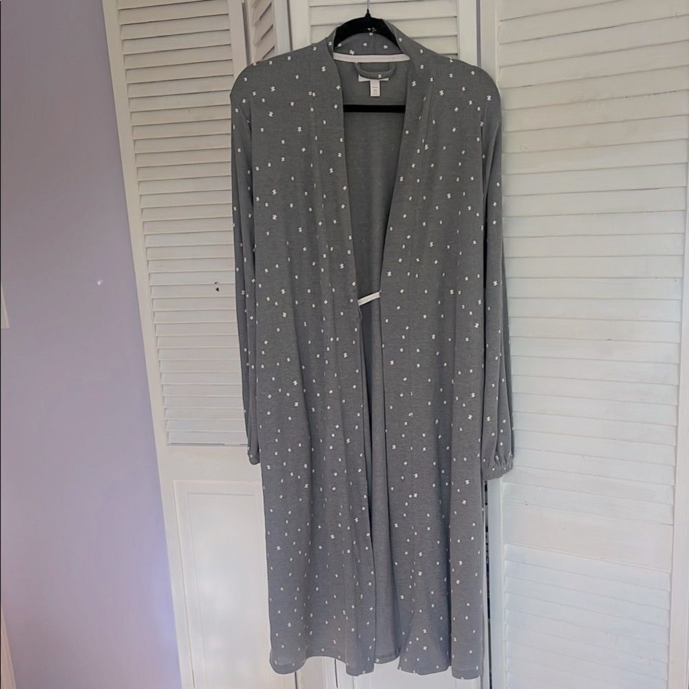 Gray Snow ❄️ Flake Robe